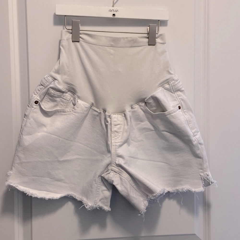 Old Navy Maternity white denim shorts